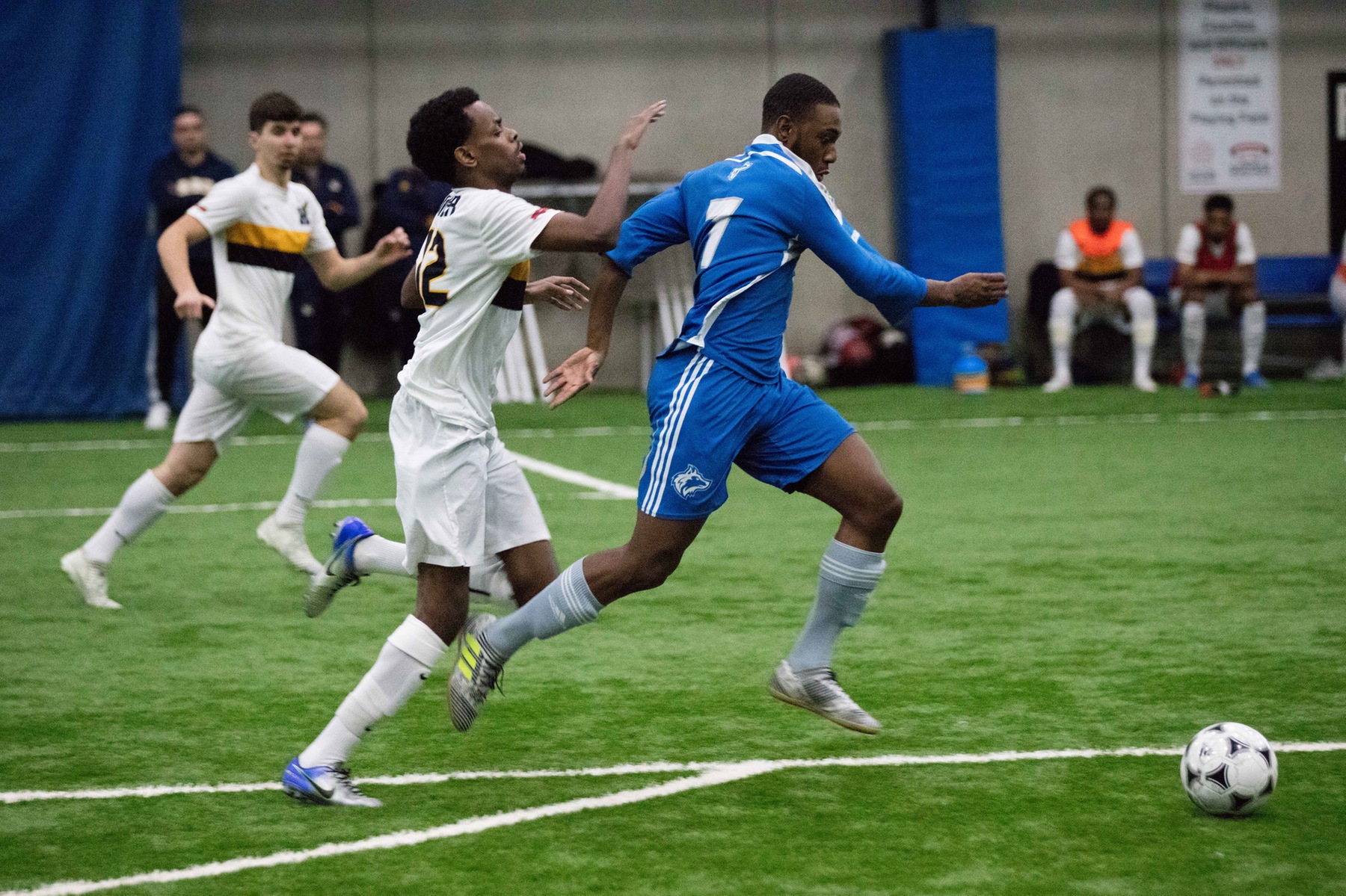 MEN'S INDOOR SOCCER ADVANCE TO OCAA CHAMPIONSHIPS SEMI-FINAL IN SEARCH OF FIFTH STRAIGHT MEDAL