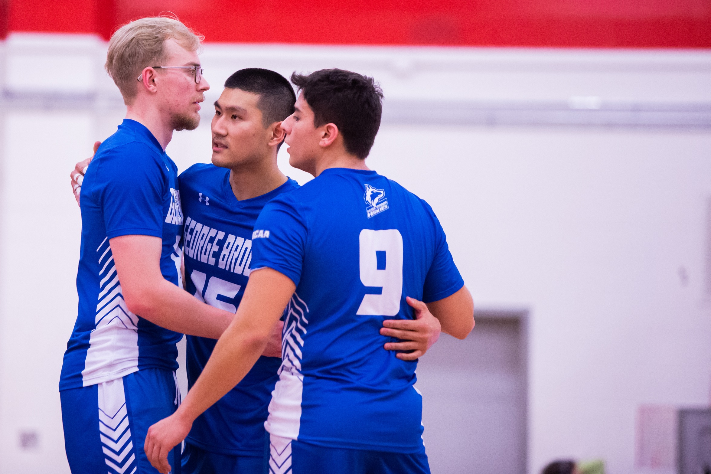 HUSKIES MEN’S VOLLEYBALL COME UP SHORT AGAINST THE PANTHERS